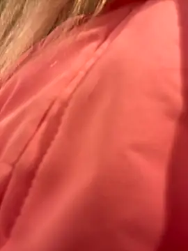 MerlinDave online show from 11-27-25, 01:39