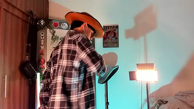 marckalexis online show from 09-30-25, 01:00