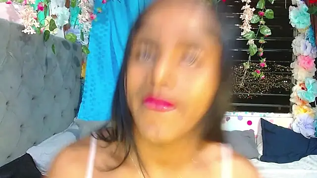 Karly coffe online show from 11-18-25, 01:21