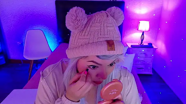 Snapshot of Cuckold_lover69 chatting on 02-22-25, 03:45 Cuckold lover69 online show from 02-22-25, 03:45