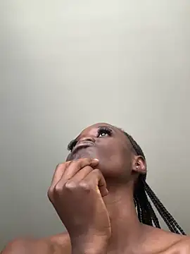 Fanclubbbbb online show from 03-28-26, 08:48