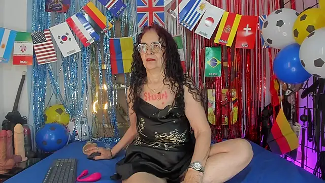 Snapshot of agatha_ross26 chatting on 06-19-26, 11:38 agatha ross26 online show from 06-19-26, 11:38