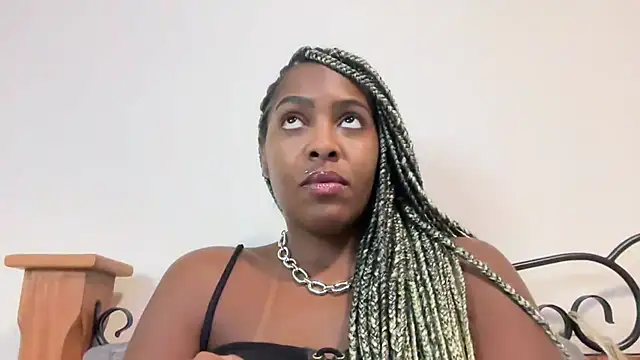 Snapshot of marisilva_br chatting on 10-19-25, 12:46 marisilva br online show from 10-19-25, 12:46