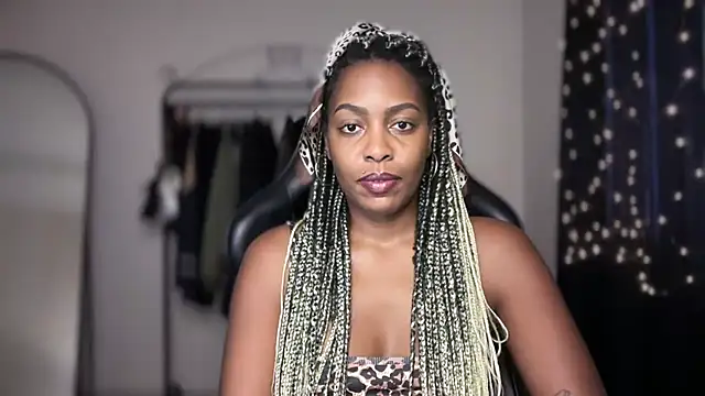 marisilva br online show from 12-01-25, 04:52