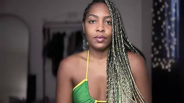 marisilva br online show from 11-15-25, 02:21