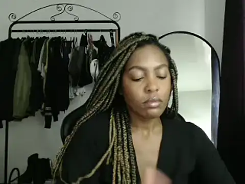 Snapshot of marisilva_br chatting on 02-13-25, 01:48 marisilva br online show from 02-13-25, 01:48