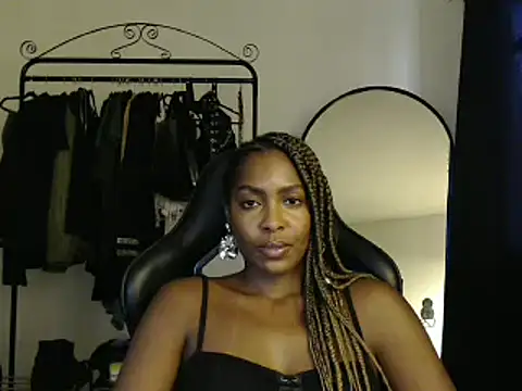 Snapshot of marisilva_br chatting on 03-05-25, 07:38 marisilva br online show from 03-05-25, 07:38
