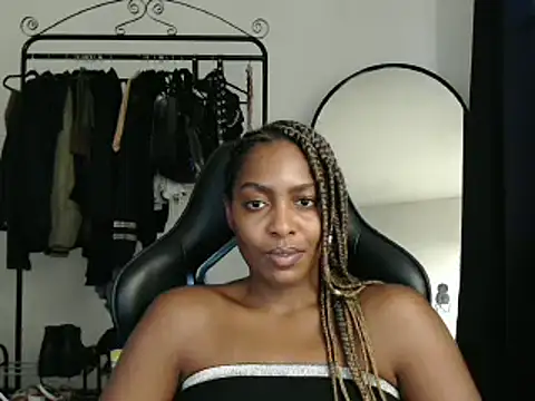 Snapshot of marisilva_br chatting on 03-04-25, 07:22 marisilva br online show from 03-04-25, 07:22
