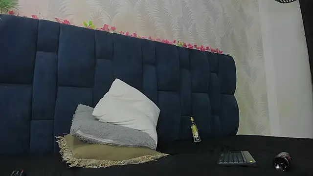 Ammy Connor1 online show from 03-11-26, 08:52