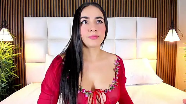 Snapshot of MaluDiaz chatting on 06-10-26, 06:53 MaluDiaz online show from 06-10-26, 06:53