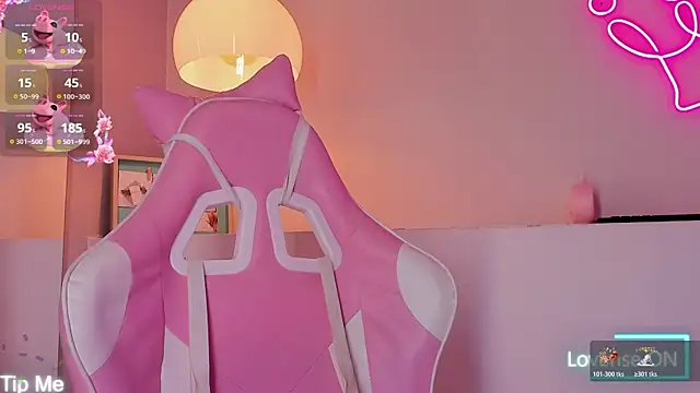 violeth hill online show from 12-20-25, 07:17