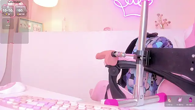 violeth hill online show from 09-29-25, 08:25