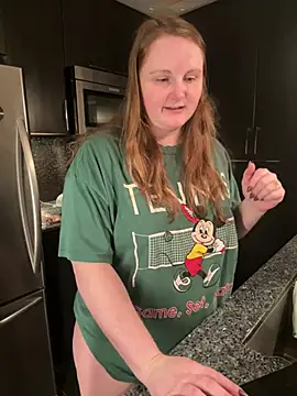 GingerSnap33 online show from 01-13-26, 04:05