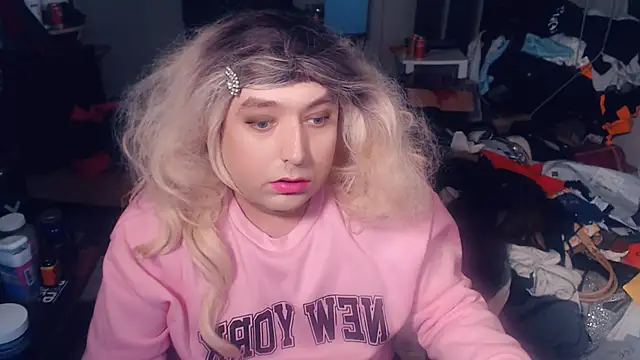 Chrissie Ohna online show from 02-21-25, 06:40