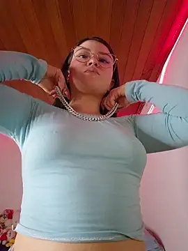 juli05star20 online show from 03-22-26, 10:22