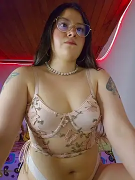 juli05star20 online show from 06-11-26, 08:39