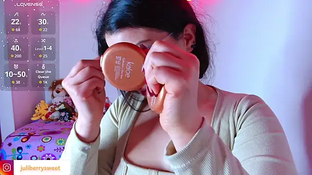 juli05star20 online show from 11-22-25, 01:59