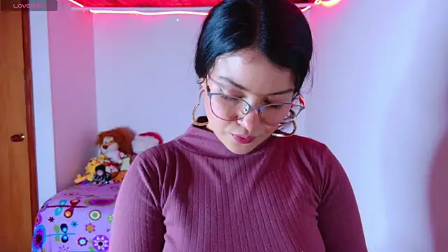 juli05star20 online show from 11-29-25, 12:22