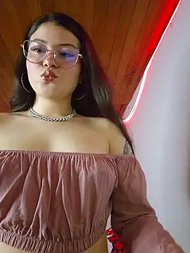 juli05star20 online show from 04-03-26, 03:24