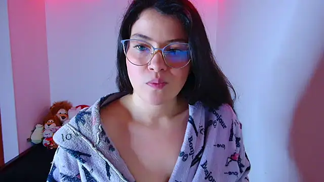 juli05star20 online show from 11-05-25, 04:32