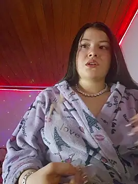 juli05star20 online show from 05-17-26, 09:15