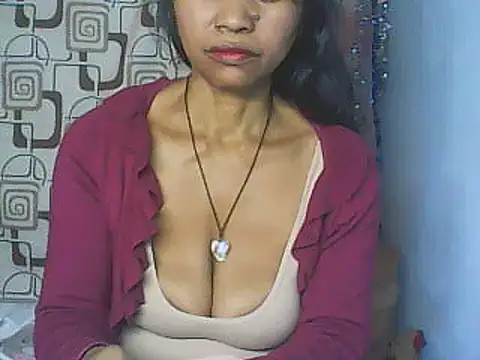 nene belle online show from 06-28-26, 09:15