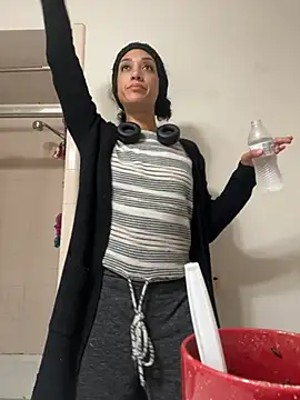 starrynikki online show from 02-07-25, 03:45