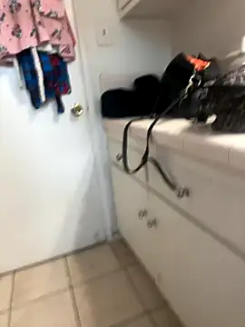 starrynikki online show from 10-28-25, 12:44