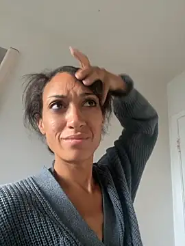 starrynikki online show from 10-06-25, 02:40