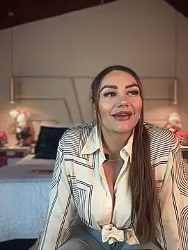 Miss ary online show from 11-29-25, 01:00