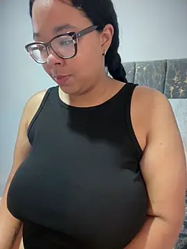 XMara online show from 02-11-26, 04:29