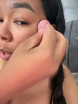 XMara online show from 10-31-25, 05:20