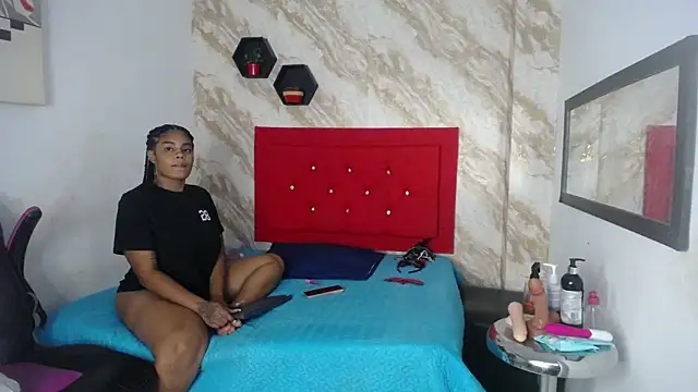 issa  love online show from 01-07-26, 01:21