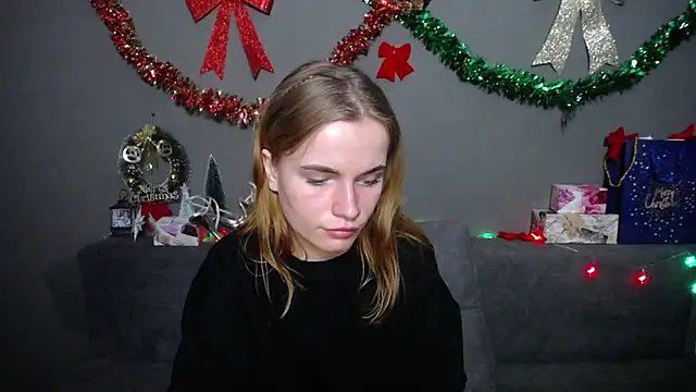 MargaritaKiss online show from 12-15-25, 07:31