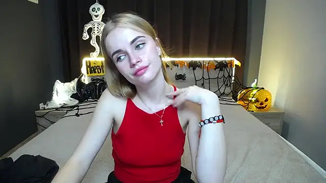 MargaritaKiss online show from 10-15-25, 06:49