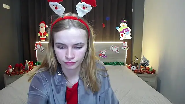 MargaritaKiss online show from 12-16-25, 07:40