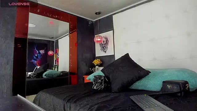CloeRodriguez online show from 10-10-25, 08:20