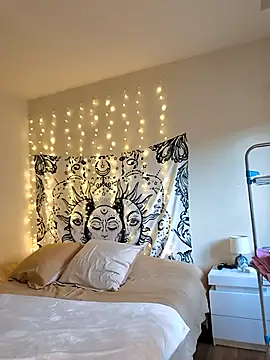 Nikiita-28 online show from 11-18-25, 03:37