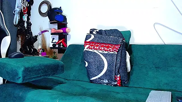 Snapshot of the_dog_lian chatting on 09-25-25, 11:22 the dog lian online show from 09-25-25, 11:22