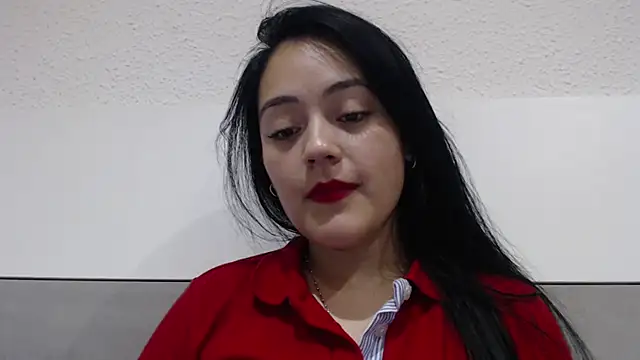 Snapshot of Alisha_99 chatting on 11-14-25, 05:16 Alisha 99 online show from 11-14-25, 05:16