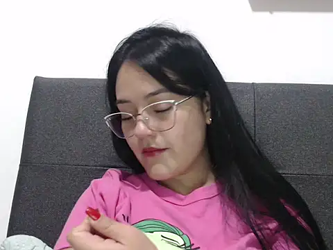 Snapshot of Alisha_99 chatting on 09-17-25, 11:51 Alisha 99 online show from 09-17-25, 11:51