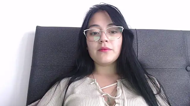 Snapshot of Alisha_99 chatting on 10-16-25, 08:50 Alisha 99 online show from 10-16-25, 08:50