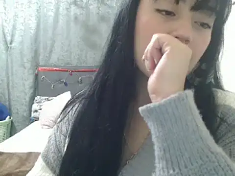 Snapshot of Alisha_99 chatting on 02-09-25, 11:46 Alisha 99 online show from 02-09-25, 11:46