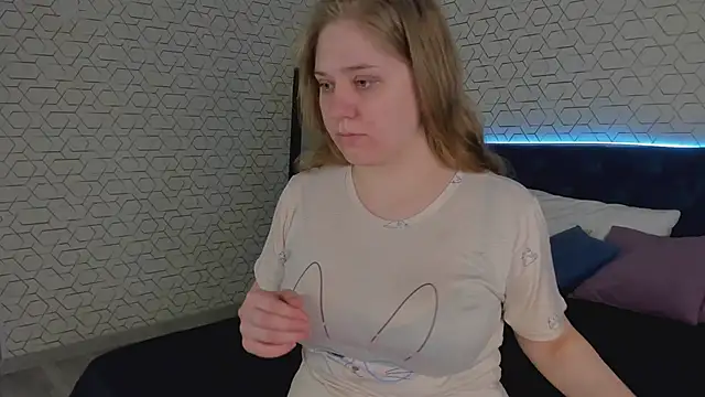 Megan Violer online show from 04-15-26, 05:17