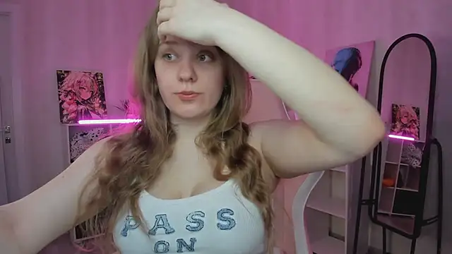 Megan Violer online show from 04-29-26, 05:17