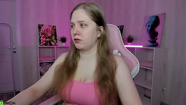 Megan Violer online show from 05-07-26, 05:16