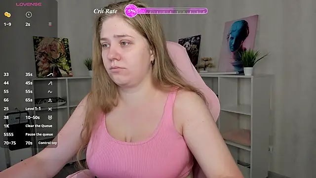 Megan Violer online show from 07-09-26, 05:23