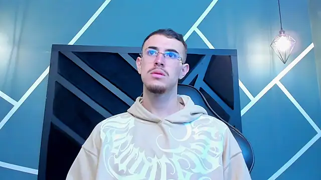 CodyWalkerR online show from 09-30-25, 05:19