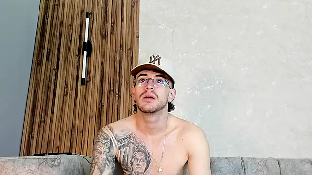 CodyWalkerR online show from 06-04-26, 05:39
