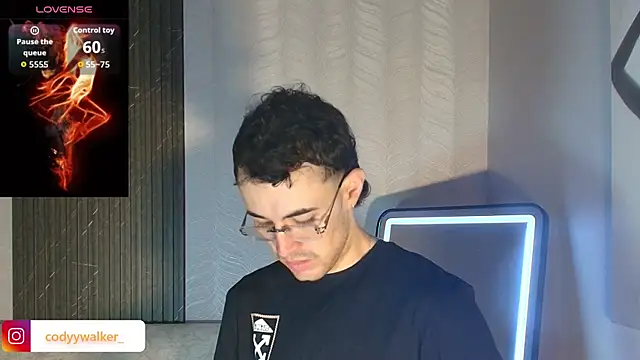 CodyWalkerR online show from 05-12-26, 05:41